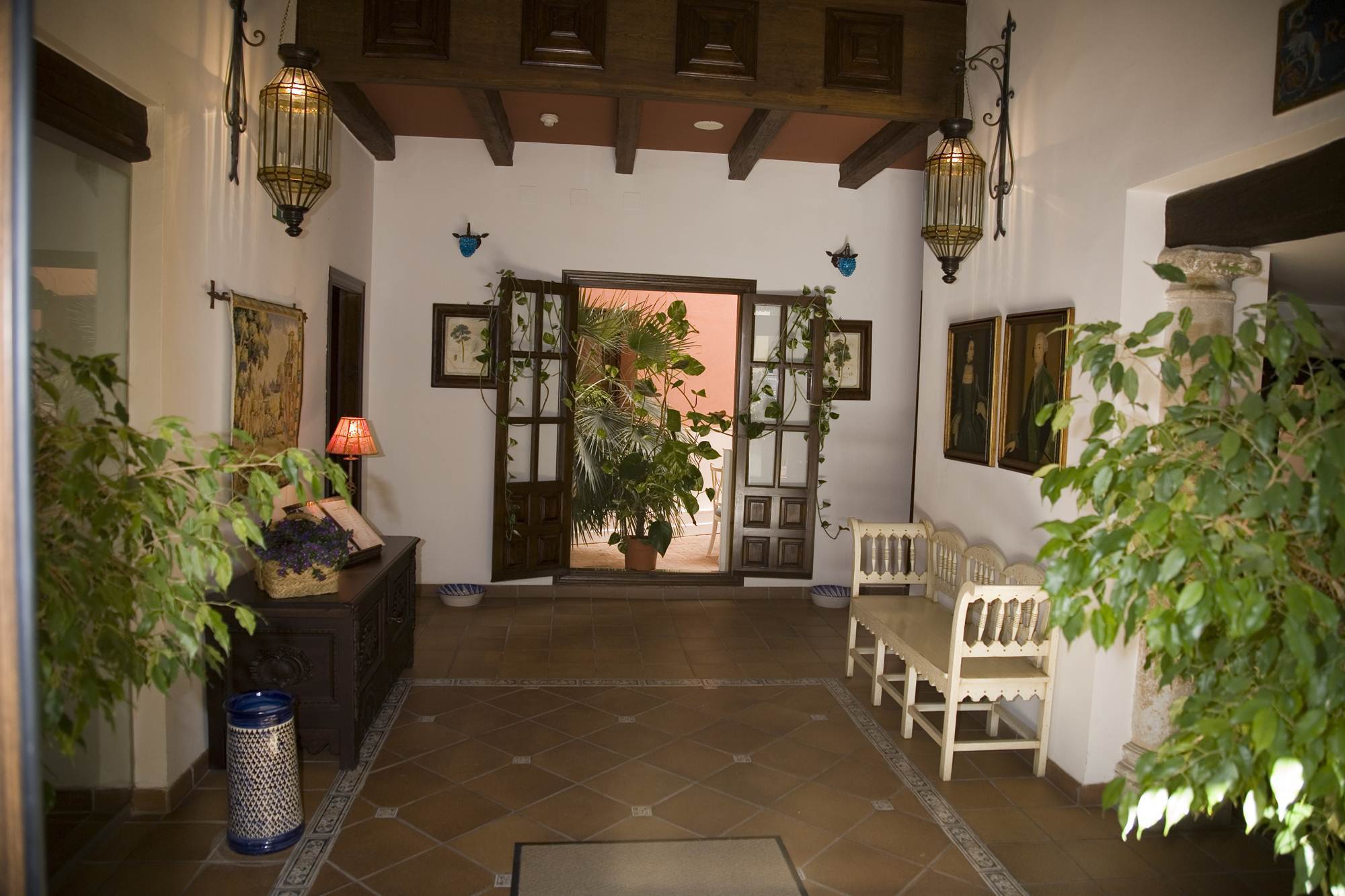 Palacio Las Manillas Sabiote ภายนอก รูปภาพ