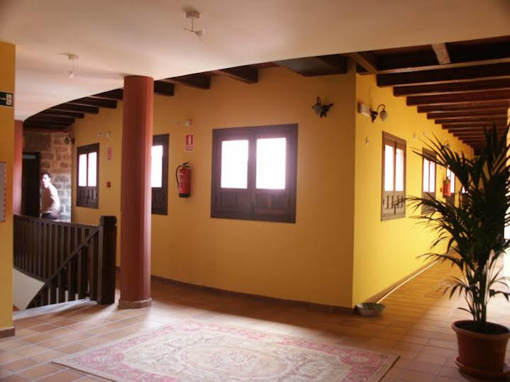 Palacio Las Manillas Sabiote ภายนอก รูปภาพ